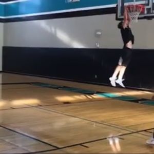 Meet your Posher, Dominic